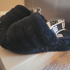 Black ugg slides